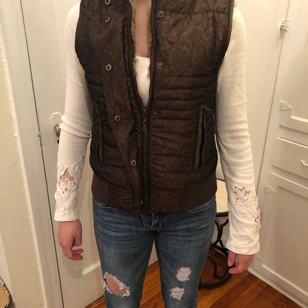 Badgley Mischka -Reversible rabbit fur/puffer ball vest